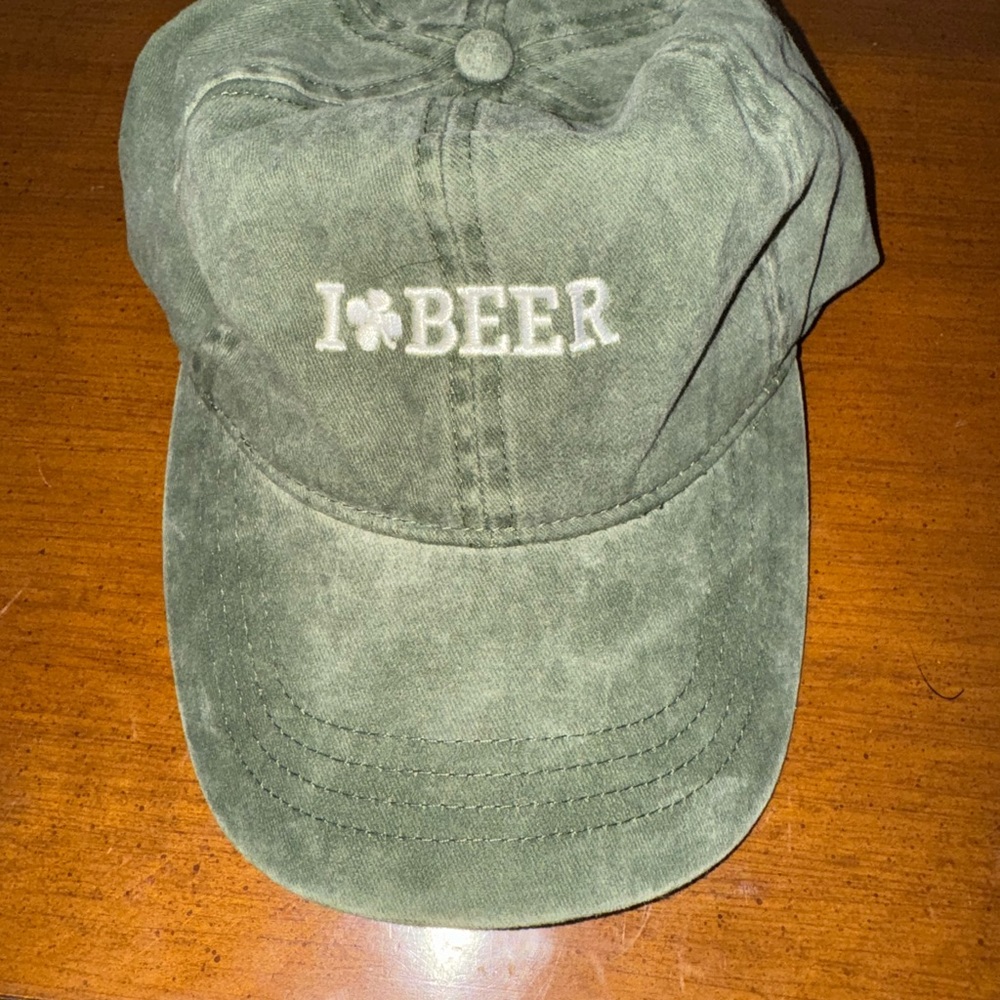 PONYFLO I ☘️ Beer Green Cap